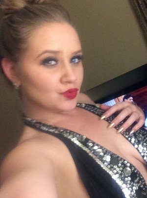 Claire-elise outcall escort Worsley
